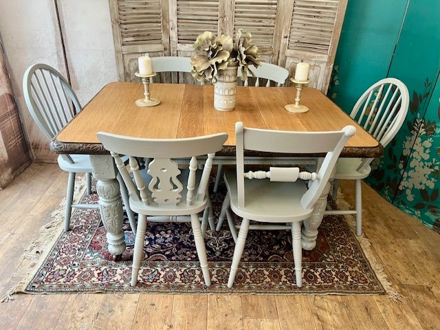 image for Gorgeous Victorian oak dining table with 6 chairs – local delivery