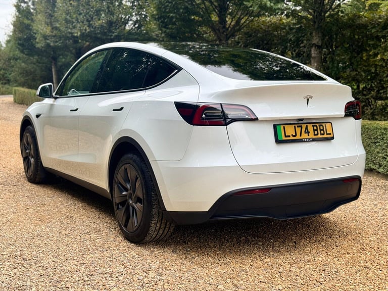 2025 Tesla Model Y Long Range RWD 5dr Auto MPV ELECTRIC Automatic