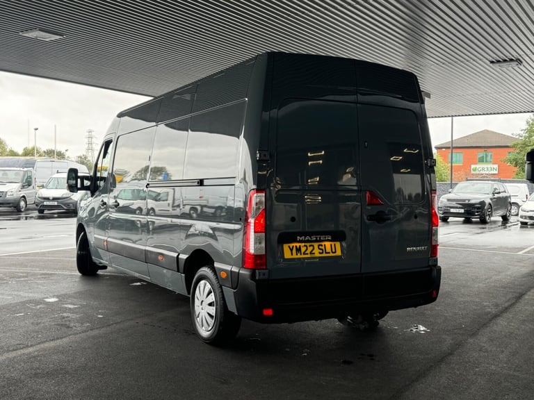 2022 Renault Master 2.3 dCi 35 Business+ FWD LWB Medium Roof Euro 6 4dr PANEL VAN Diesel Manual