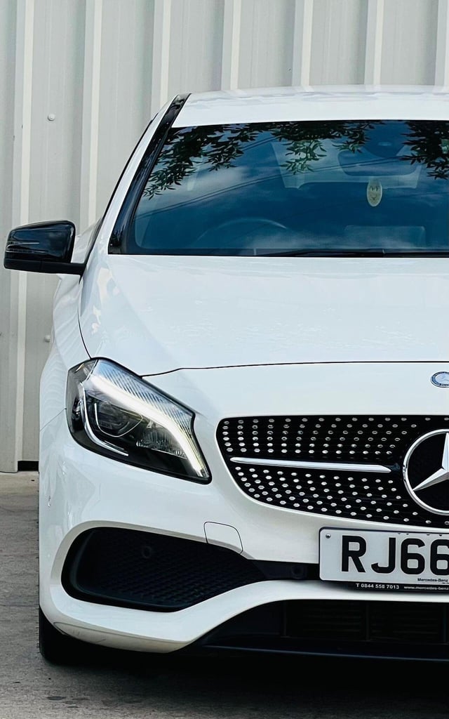 MERCEDES-BENZ A CLASS 2.1 A200d AMG Line (Premium) 7G-DCT Euro 6 (s/s) 5dr 2016