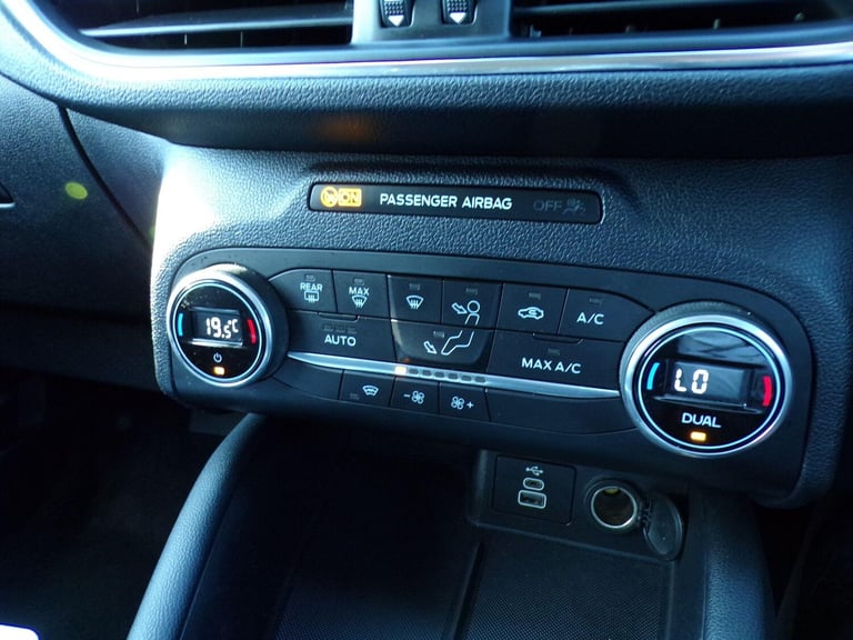 2022 Ford Kuga Kuga Titanium 5 Door 2.0L EcoBlue 190PS AWD 8 Speed Automatic HATCHBACK Diesel Aut...