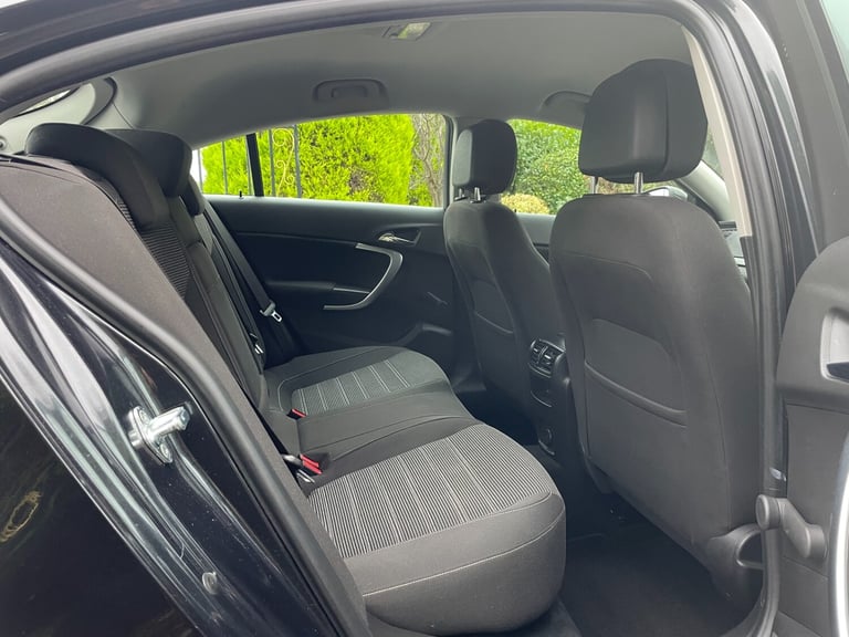 2012 Vauxhall Insignia 2.0 CDTi SRi Nav [160] 5dr Auto HATCHBACK Diesel Automatic
