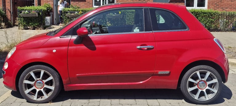Fiat, 500, Hatchback, 2011, 12 months MOT