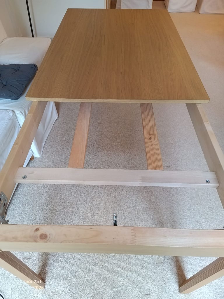 Dining Table & Chairs