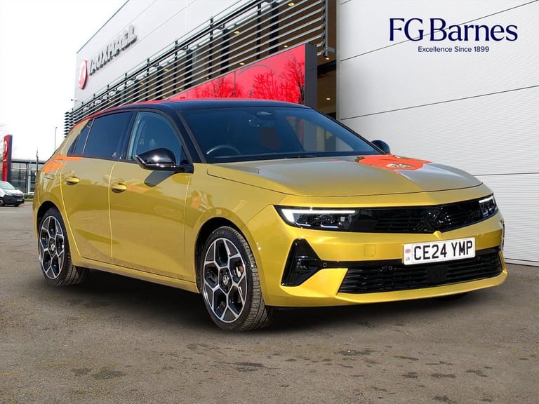 2024 Vauxhall Astra ULTIMATE HATCHBACK Petrol Manual