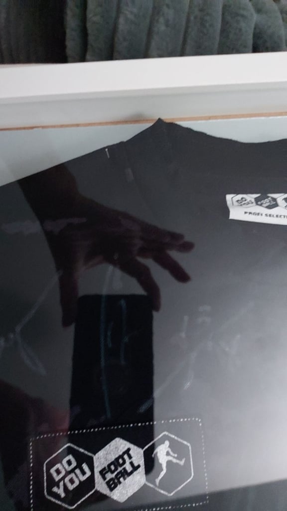 Framèd St.Pauli signed football top