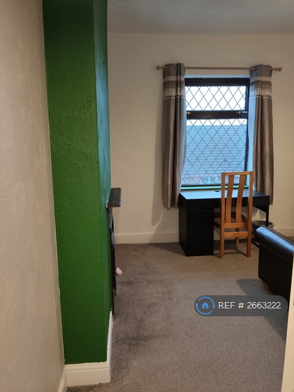 3 bedroom house in Mynors Street, Stoke-On-Trent, ST1 (3 bed) (#2663222)