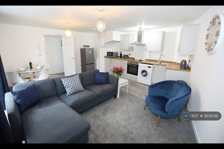 2 bedroom flat in Thomas Tucker Building, Exmouth, EX8 (2 bed) (#2635138)