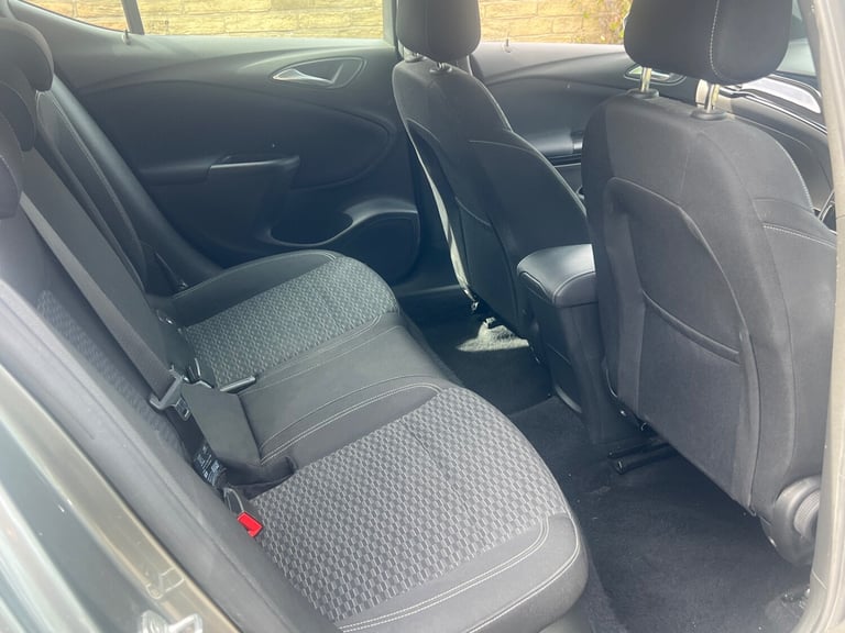 2019 Vauxhall Astra 1.4T 16V 150 SRi Vx-line Nav 5dr HATCHBACK Petrol Manual