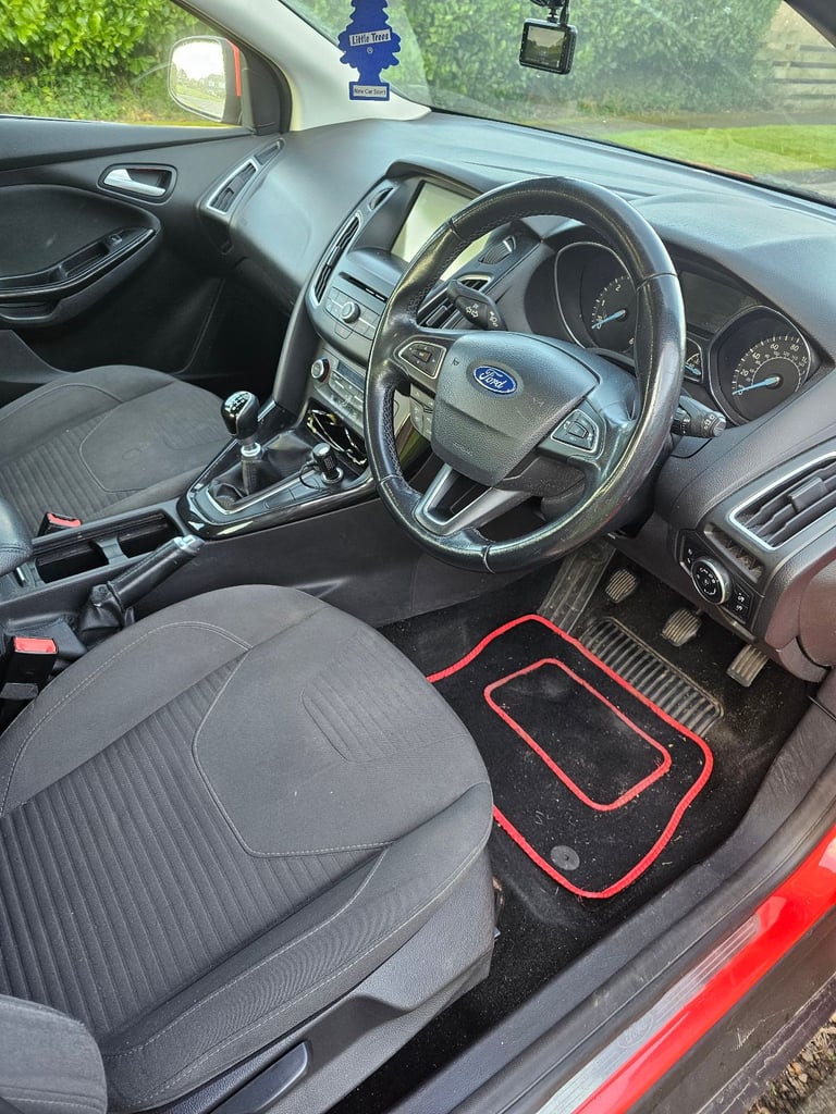 Ford, FOCUS, Hatchback, 2015, Manual, 1560 (cc), 5 doors