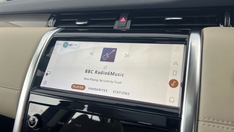 2021 Land Rover Discovery Sport 2.0 P250 MHEV SE SUV 5dr Petrol Auto 4WD Euro 6 (s/s) (249 ps) - ...