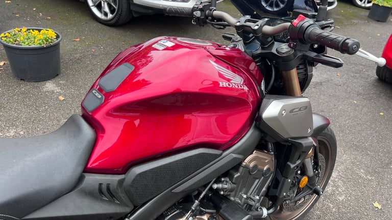 2019 Honda CB CB650RAKED (19MY) black widow can with original system fsh stunner  Tourer Petrol M...