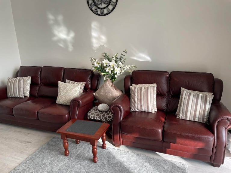 image for Burgundy Leather 3-Seater & 2-Seater Sofa Set – Good Condition