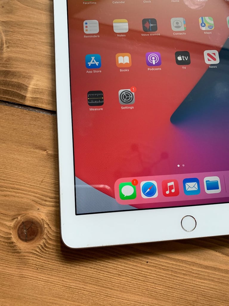 Apple Ipad 5 32GB White Ios16 Wifi Very Good Condition - Delivery Available