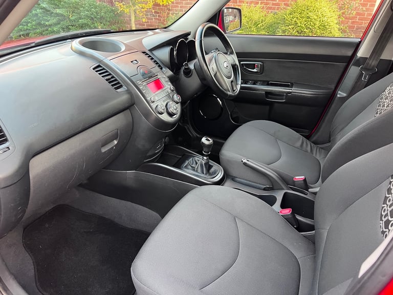 Kia, SOUL, Hatchback, 2011, Manual, 1582 (cc), 5 doors