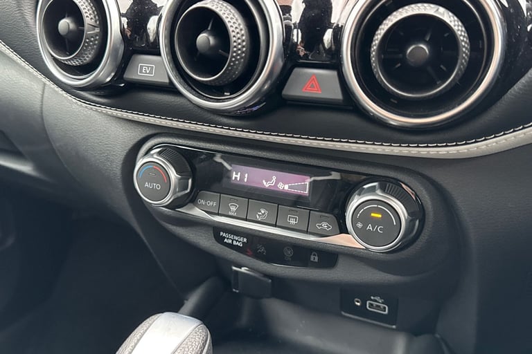 2022 Nissan Juke 1.6 Hybrid Premiere Edition 5dr Auto Hatchback Hybrid Automatic