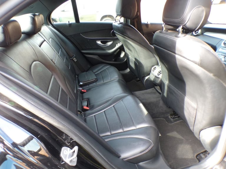 2017 Mercedes-Benz C Class 2.0 C200 AMG Line Saloon 4dr Petrol G-Tronic+ Euro 6 (s/s) (184 ps) Sa...