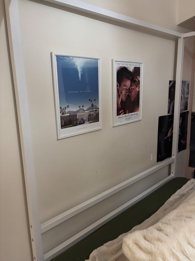 Four poster double bed 