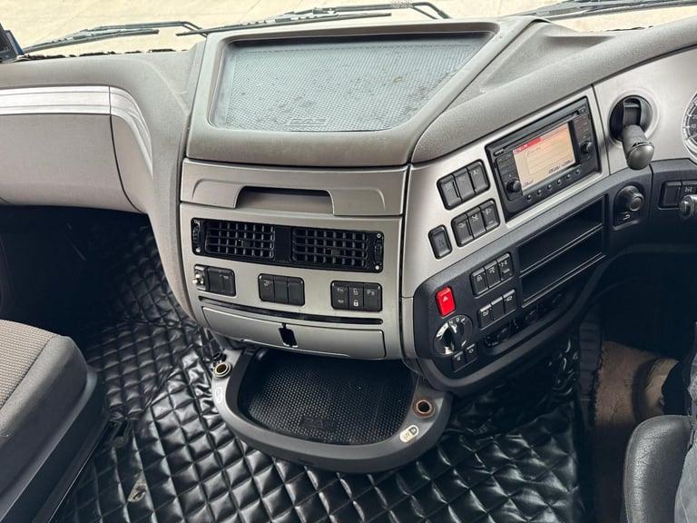 2016 DAF XF 460 6X2 TRACTOR UNIT