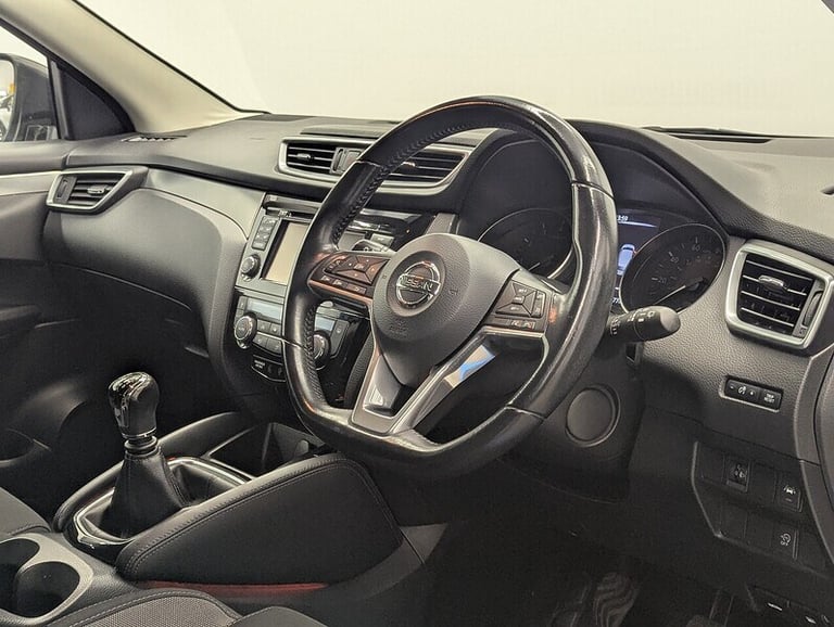 2018 Nissan Qashqai 1.2 DiG-T N-Connecta 5dr HATCHBACK PETROL Manual