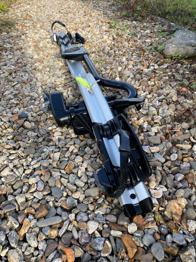  Car bike rack. Thule. 