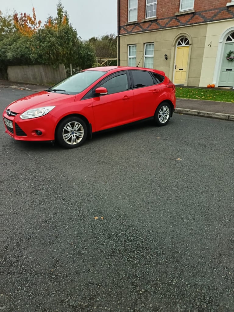 Ford, FOCUS, Hatchback, 2012, Manual, 1560 (cc), 5 doors