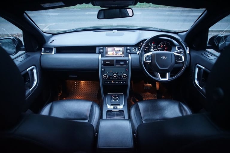 2019 Land Rover Discovery Sport 2.0 TD4 Landmark SUV 5dr Diesel Auto 4WD Euro 6 (s/s) (180 ps) ES...