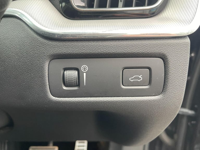 2019 Volvo XC60 2.0 T5 R-Design Auto AWD Euro 6 (s/s) 5dr ESTATE Petrol Automatic