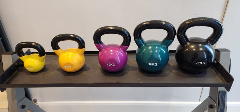 4-41kg cast iron neoprene kettlebell set & two tier rack *IMMACULATE*