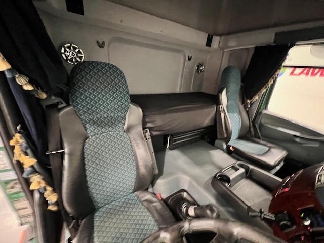 Foden Alpha 250 Sleeper Cab Curtainsider Manual