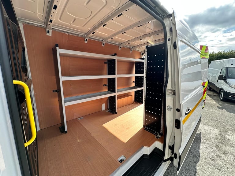 25 Reg,VW,Crafter,,L2H2,Commerce,Business RWD, MWB,Air-Con,Utility,Workshop,Van