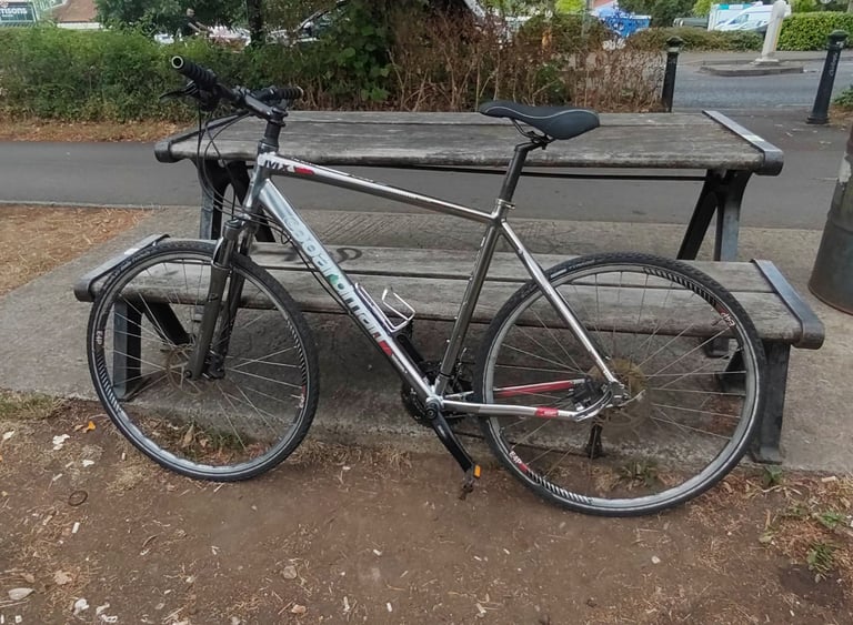HYBRID BIKE BOARDMAN 