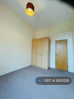 2 bedroom flat in Nightingale House, Nottingham, NG3 (2 bed) (#2665226)