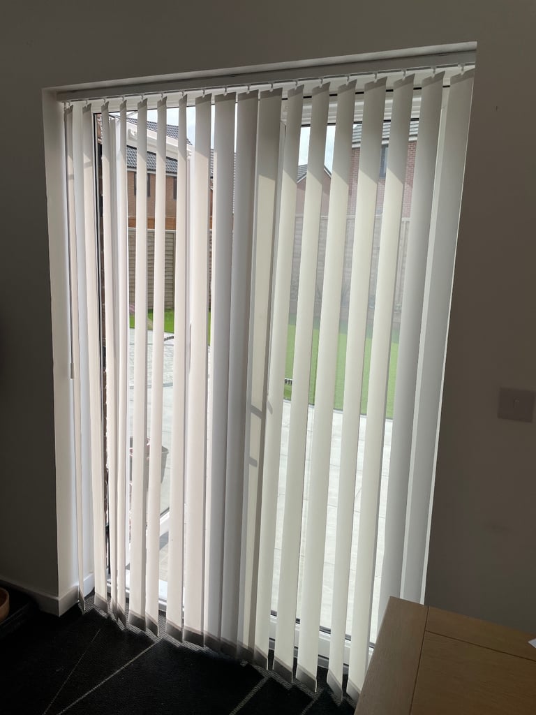 Vertical blinds