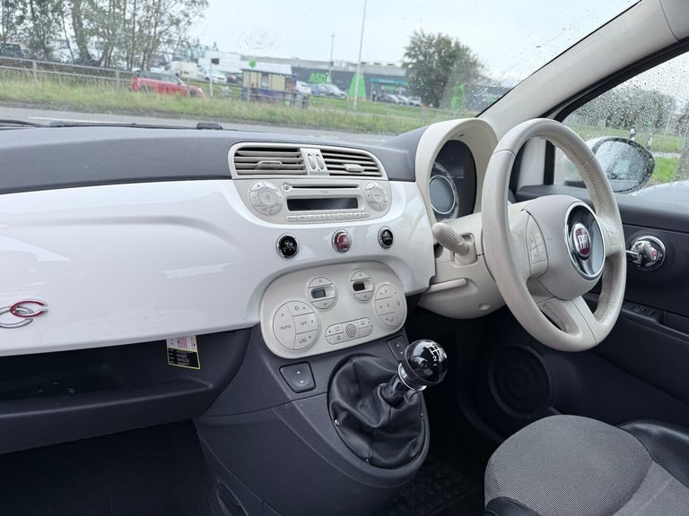 2012 Fiat 500 LOUNGE CONVERTIBLE Convertible Petrol Manual