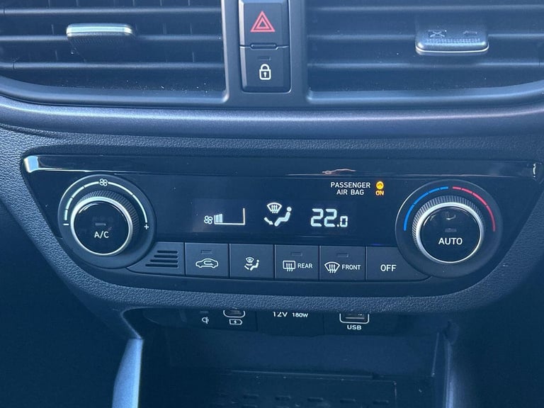 2024 Hyundai i10 1.0 Premium Hatchback 5dr Petrol Auto Euro 6 (s/s) (63 ps) Hatchback PETROL Auto...