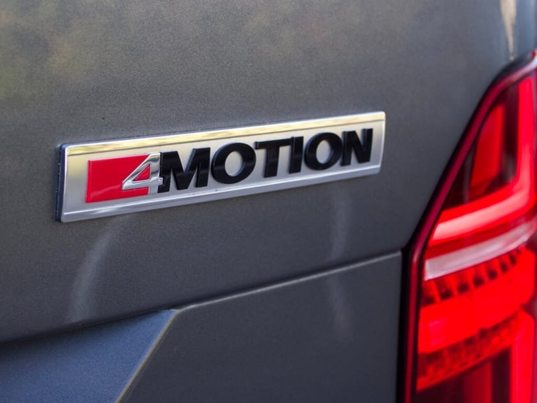 2024 Volkswagen Transporter 2.0 BiTDI 204 Highline Kombi Van 4MOTION DSG WINDOW VAN Diesel Automatic