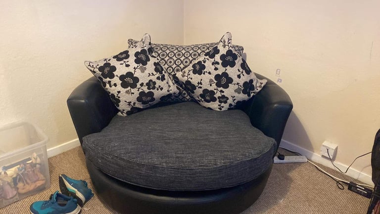 Snuggle Chair and Cushions