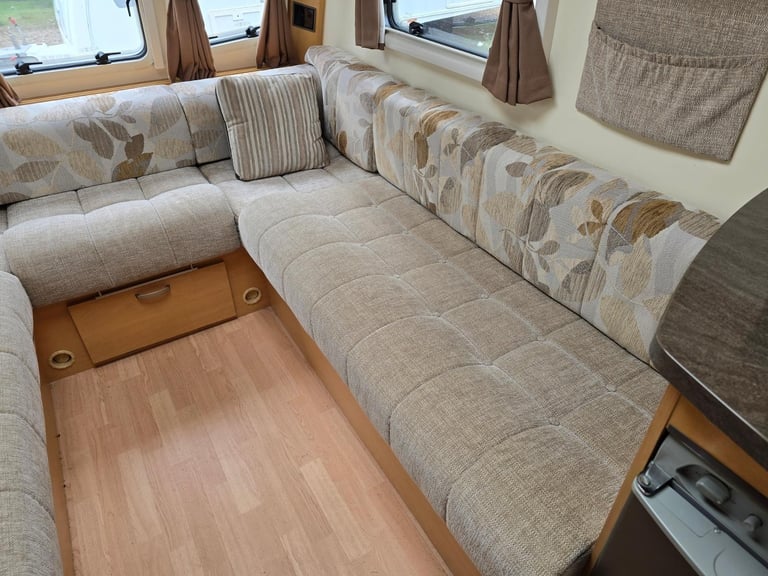 2011 Bailey Olympus 462 4 Berth Lightweight Caravan Motor Mover