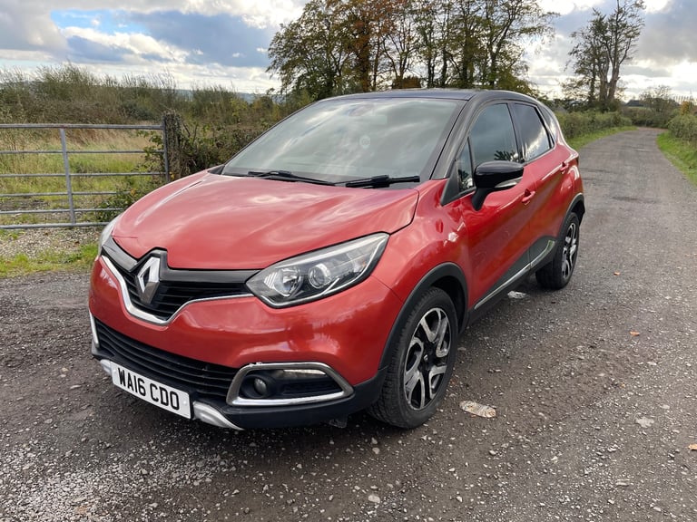 RENAULT CAPTUR 1.5 SIGNATURE (QASHQAI FORD ECOSPORT KUGA HYUNDAI IX3 KIA SPORTAGE JEEP JUKE)