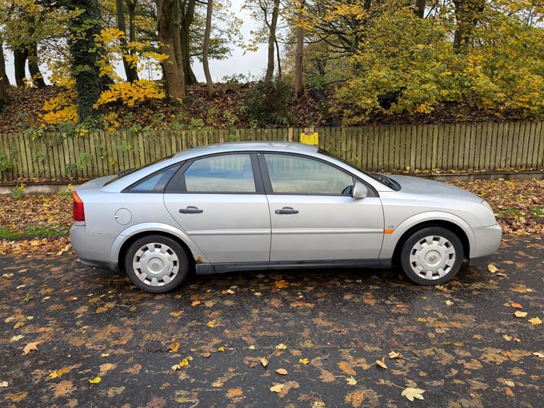 2003 Vauxhall Vectra 1.8i LS 5dr HATCHBACK Petrol Manual