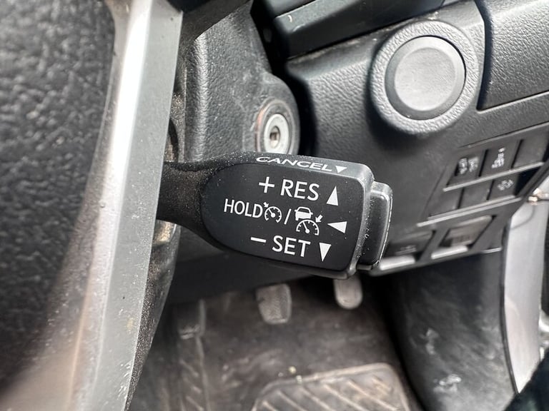 2020 Toyota Hilux D-4D Icon Pickup Diesel Manual