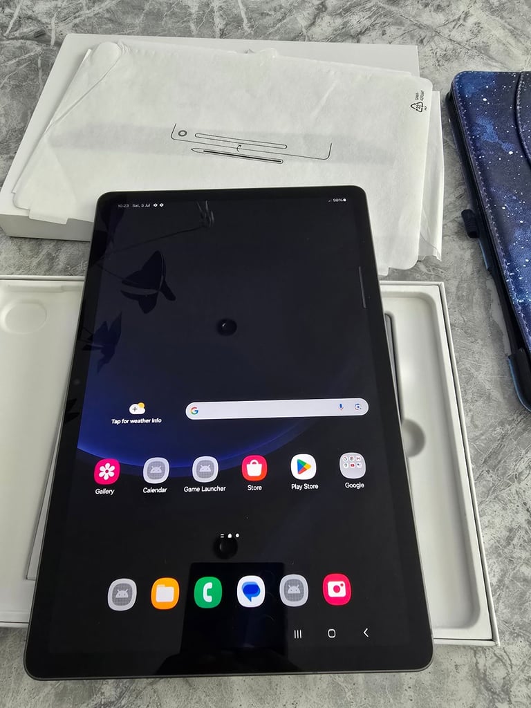 Samsung s9 FE 5G 128gb immaculate condition boxed unlocked 