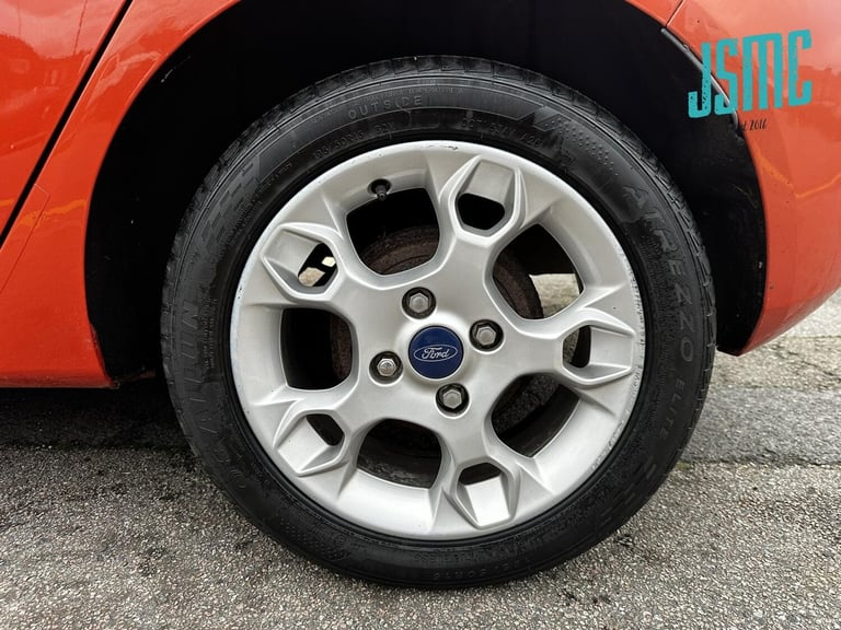 2012 Ford Fiesta 1.4 Zetec 5dr HATCHBACK PETROL Manual