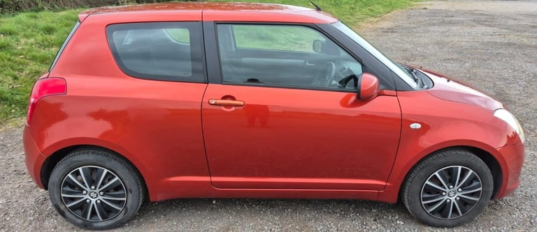 A beautiful car - 2009 Suzuki Swift - Sunlight Copper Pearl - GL 1.3 Petrol Manual 3 door - Image 11