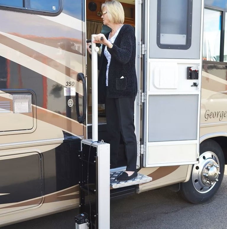 MOTORSTEP MS600 Freedom. Portable Electric Step Lift. with Built-in lithium-ion battery. As New