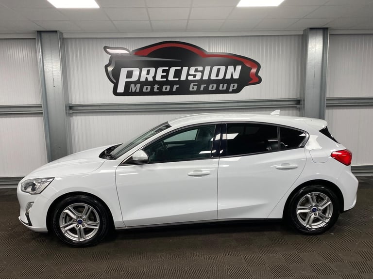2019 Ford Focus 1.0T EcoBoost Zetec Euro 6 (s/s) 5dr HATCHBACK Petrol Manual