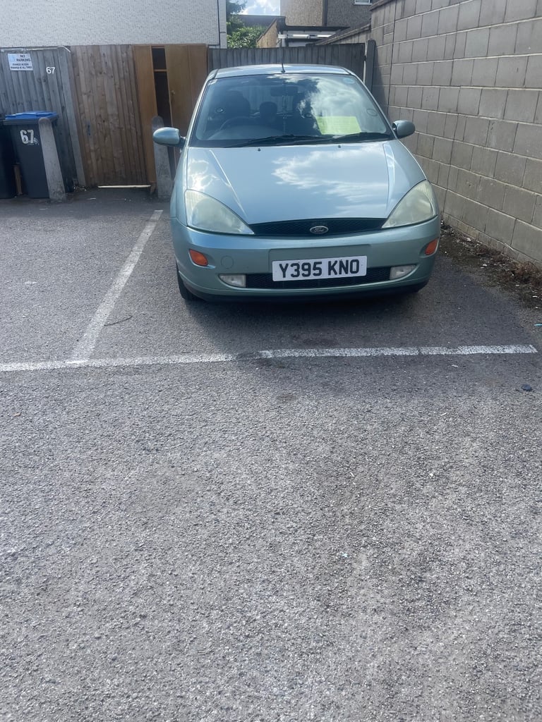 Ford, FOCUS, Hatchback, 2001, Manual, 1796 (cc), 5 doors