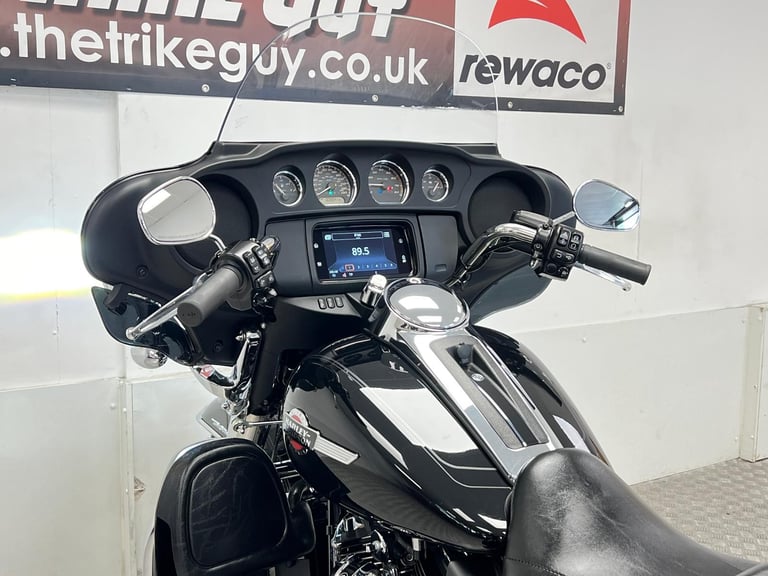 2022 Harley Davidson Tri Glide 114 Trike 8000 Miles