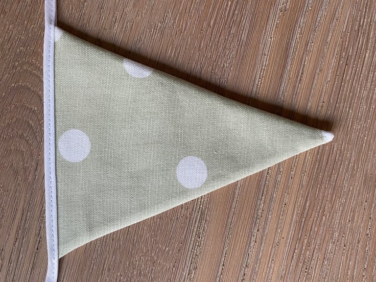 Bella Butterfly bunting